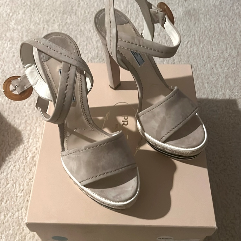 Like new Prada shoes